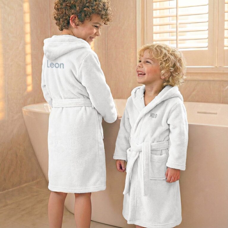 Personalised kids bathrobe - White - 2-4 yrs personalised kids bathrobe – white – 2 4 yrs