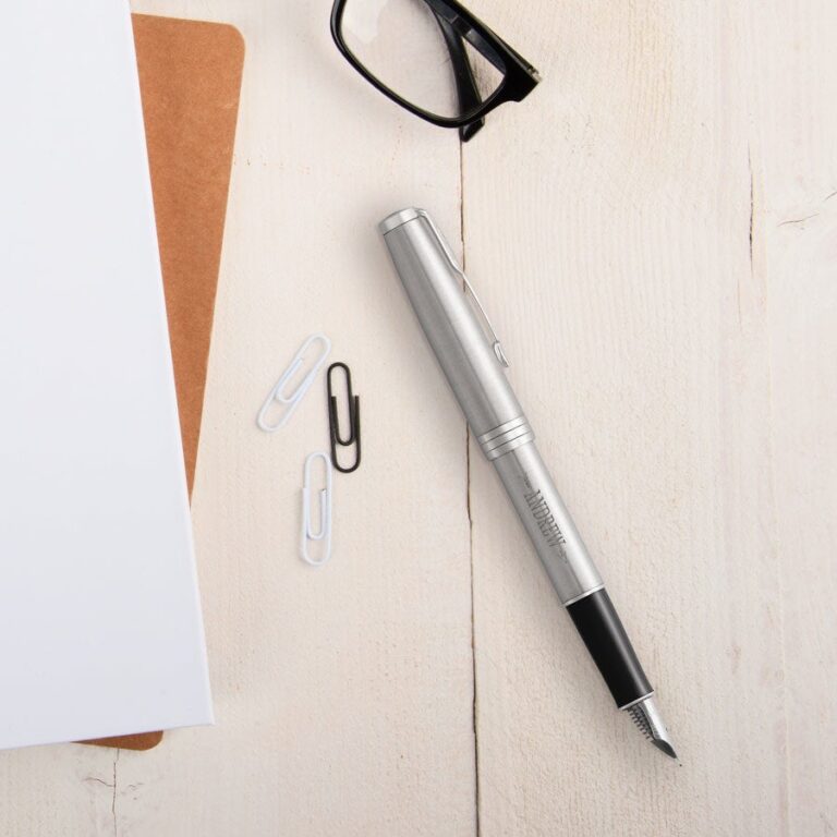 personalised pen – parker – sonnet – fountain – engraved – silver – left handed