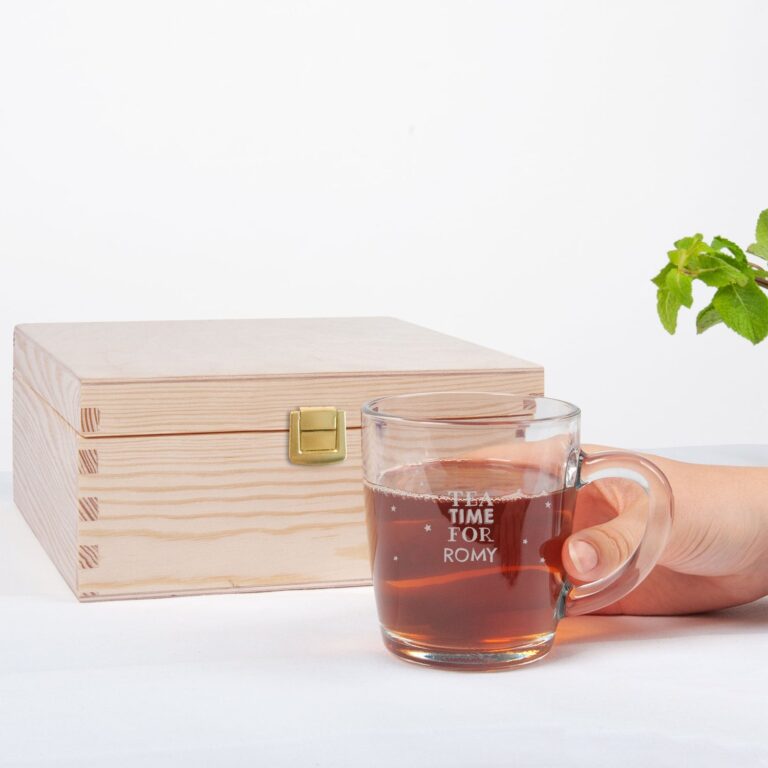 personalised tea gift – wooden tea box – engraved tea glass