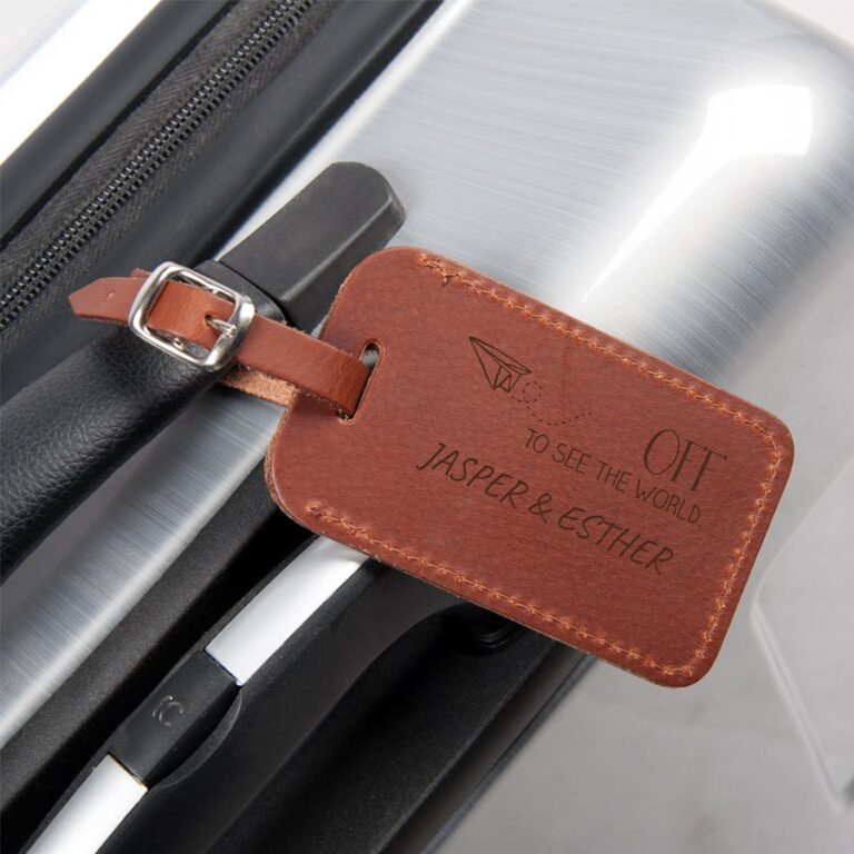personalised luggage tag – leather – brown – engraved