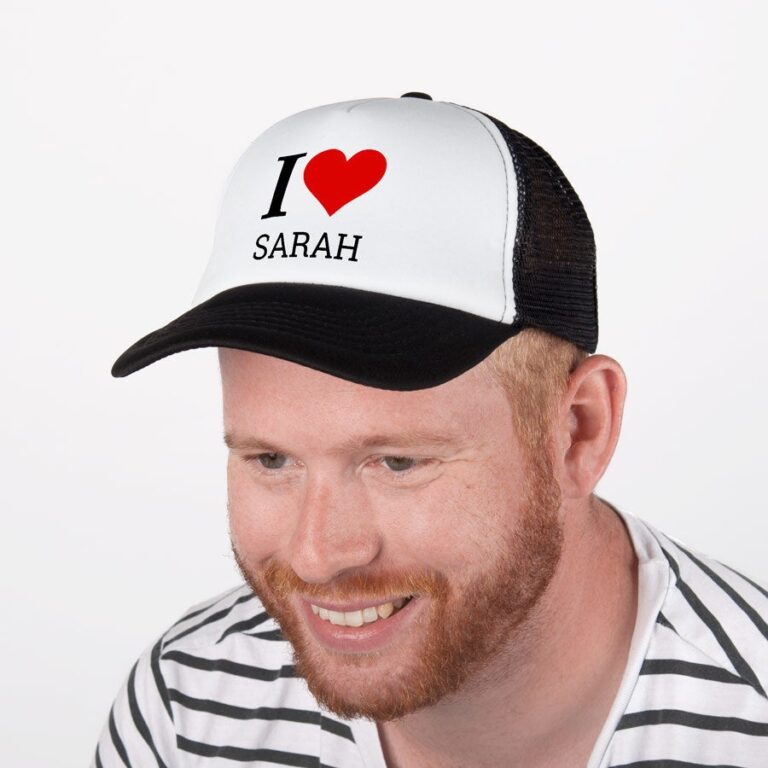 Personalised trucker cap - Black/white personalised trucker cap – black/white