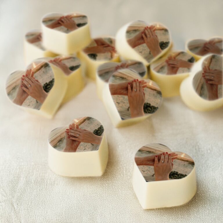 Personalised chocolates - Individually wrapped - Praline - 50 pcs - Heart personalised chocolates – individually wrapped – praline – 50 pcs – heart