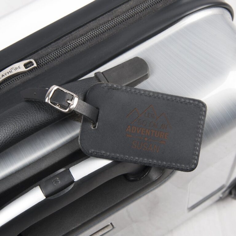 personalised luggage tag – leather – black – engraved