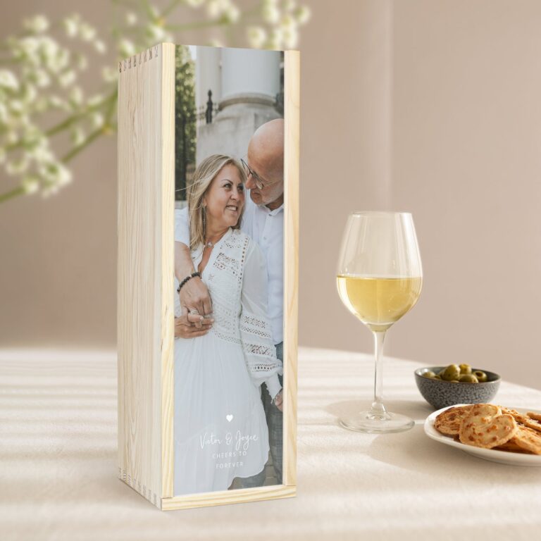 personalised wooden case – magnum – chromaluxe lid
