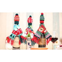 Knitted Wine Bottle Cover: Santa/One knitted wine bottle cover: santa/one