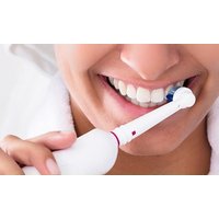 ORAL-B Compatible Toothbrush Heads: 3D White/Three oral b compatible toothbrush heads: 3d white/three
