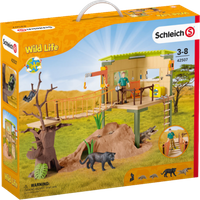 schleich wild life ranger adventure station