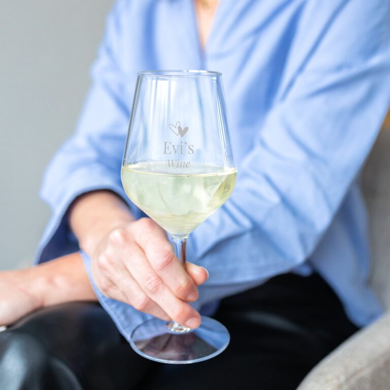 Personalised plastic wine glass - Engraved personalised plastic wine glass – engraved